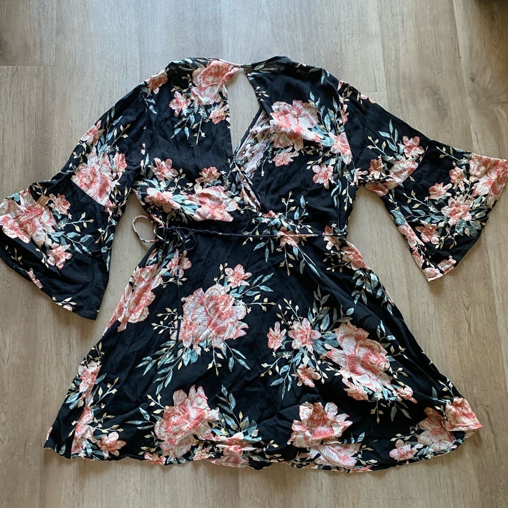 Billabong Floral Patterned Top summer vacation dress - Picture 7 of 10